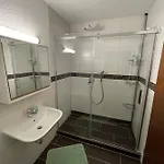 Hemmingen Bawü, Attraktive 2-zimmer-whg Apartamento *